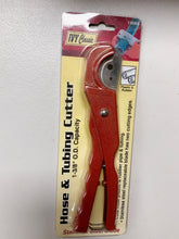 Load image into Gallery viewer, Hose&amp;Tubing Cutter 1-3/8’’ O.D. Capacity
